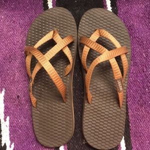 Rafters sandals